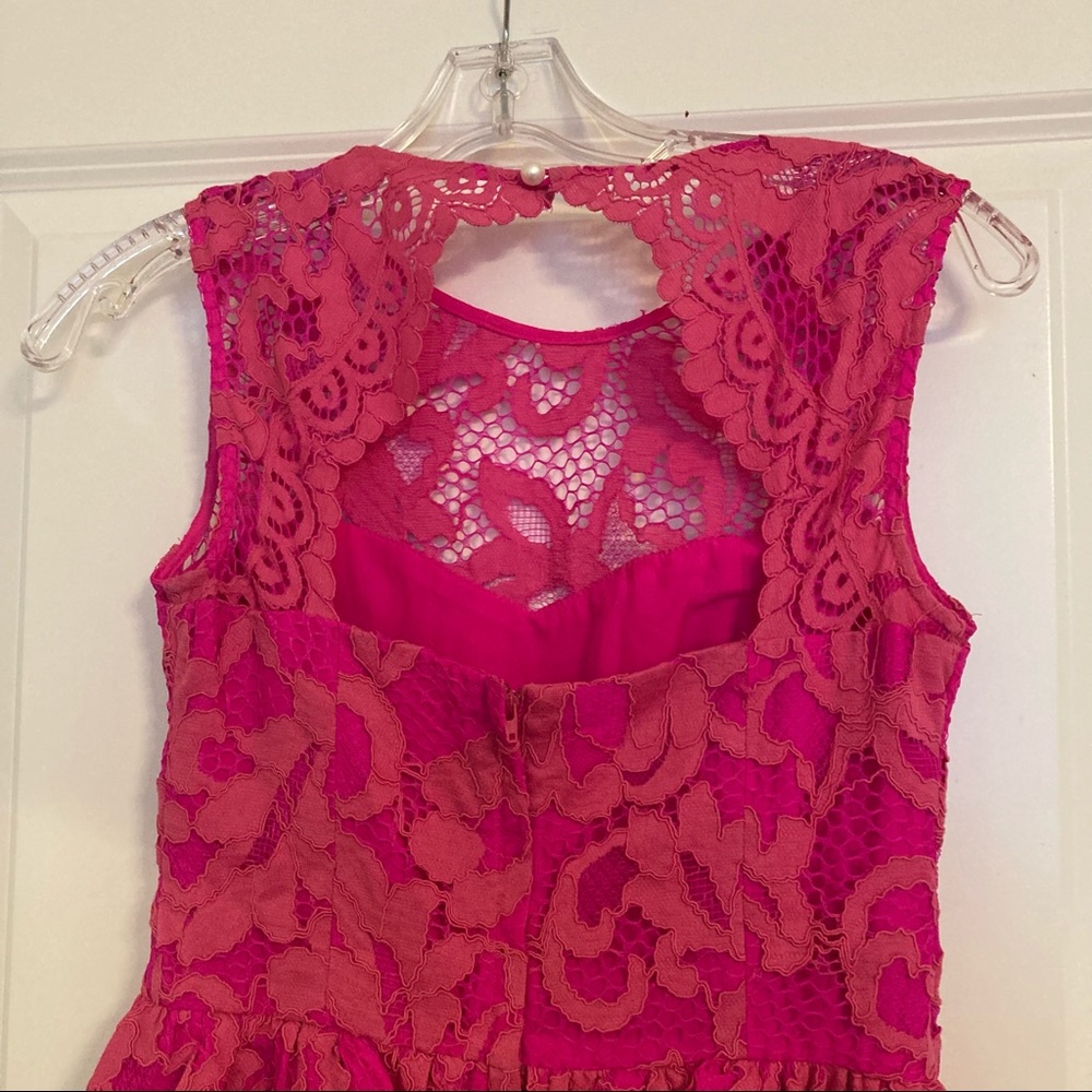 Lilly Pulitzer Kiri Dress Lace Peplum Sleeveless Mambo Pink - Picture 5 of 8